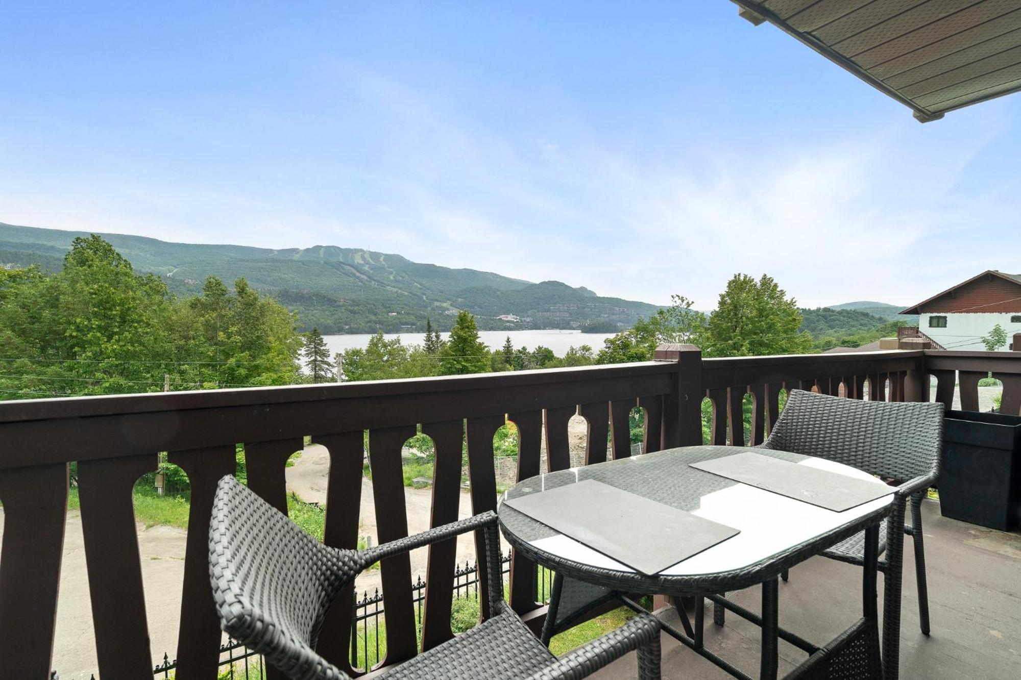 Modern Warm Condo With Views Of Mont Tremblant Buitenkant foto